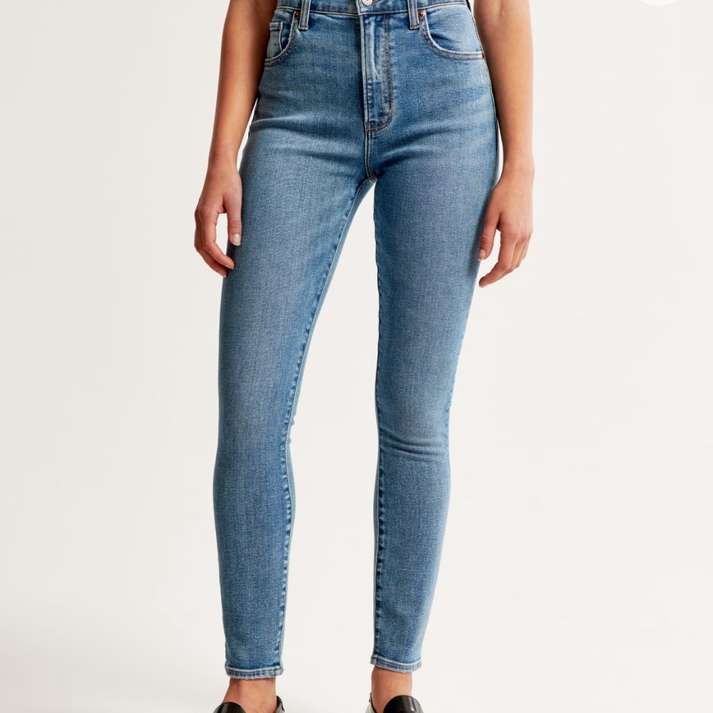 Ankle Jeans
